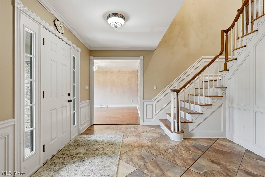 8315 Misty Ridge Trail Youngstown, OH 44514 - Photo 4 of 49