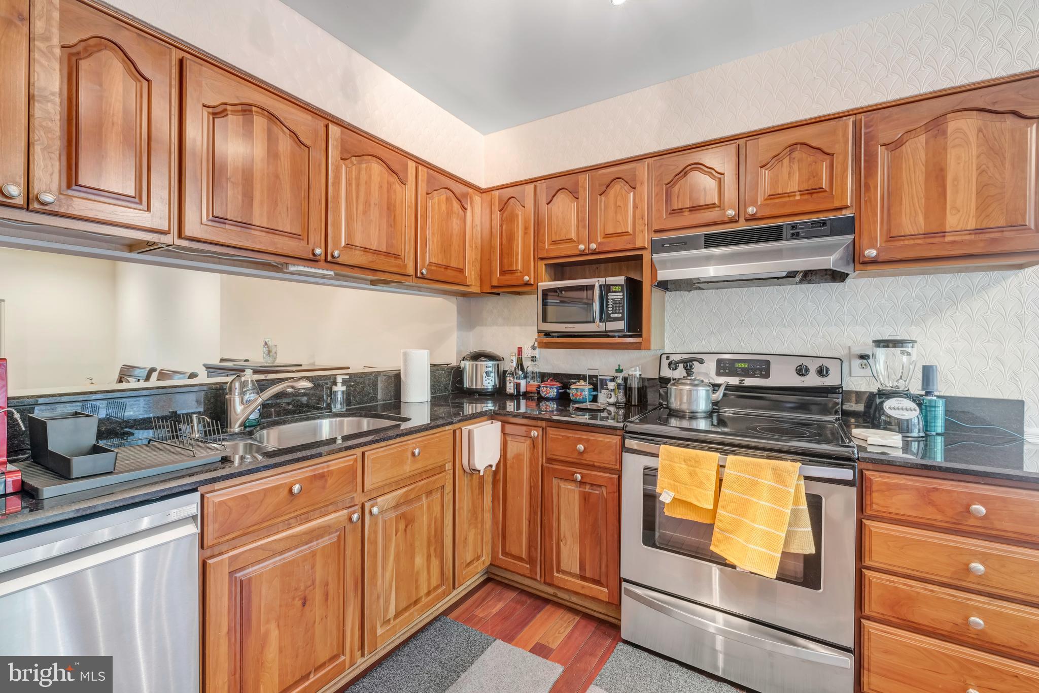 2019 Lyttonsville Road Silver Spring, MD 20910 - Photo 4 of 34