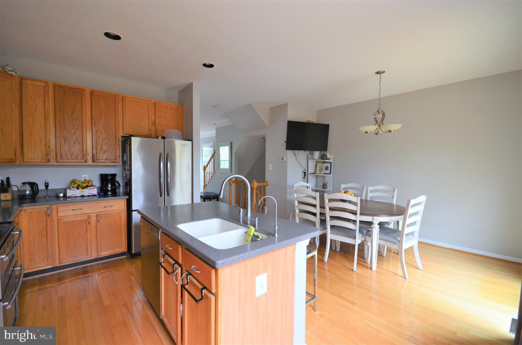 7721 Sullivan Circle Alexandria, VA 22315 - Photo 15 of 44