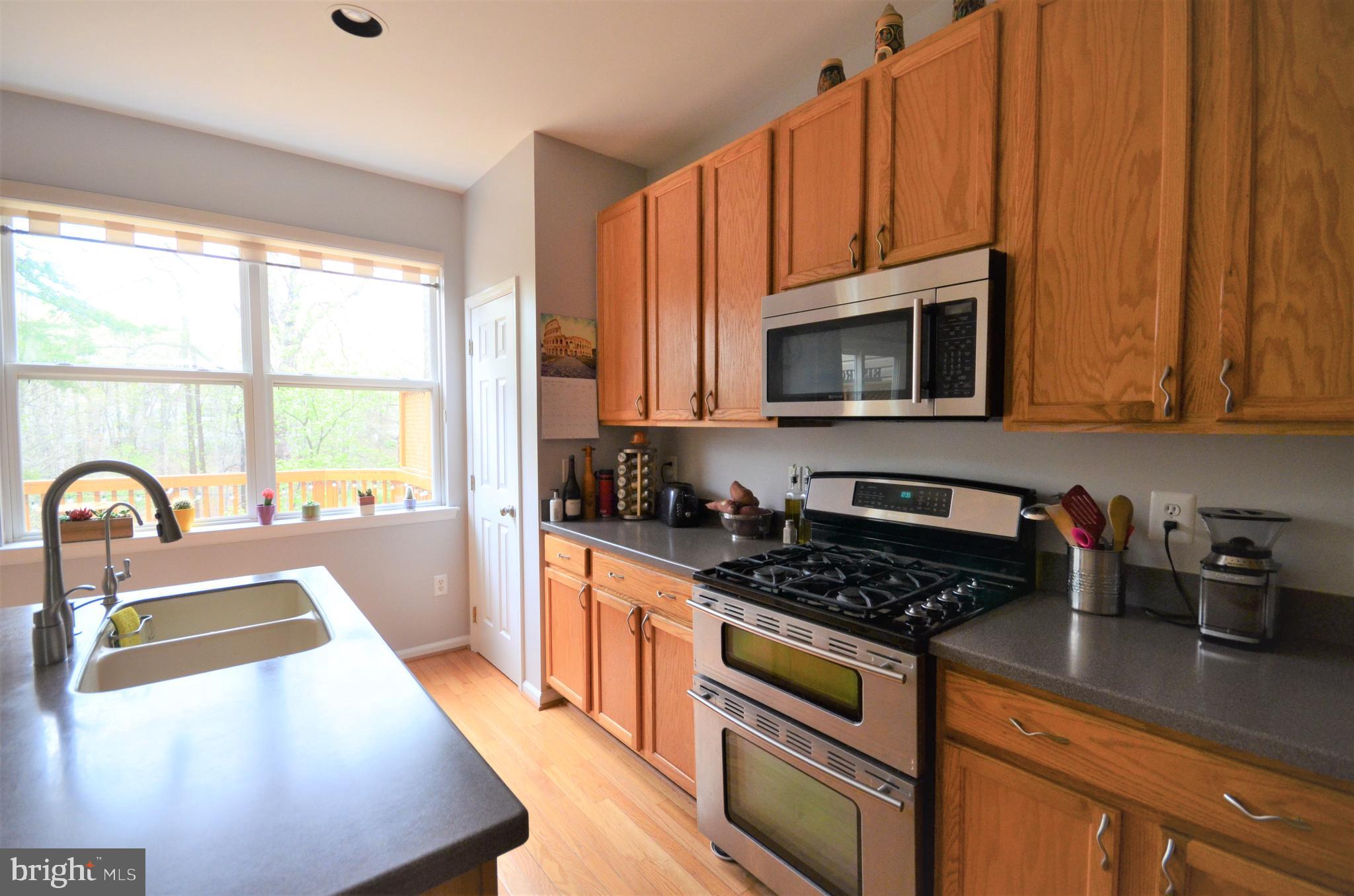 7721 Sullivan Circle Alexandria, VA 22315 - Photo 17 of 44