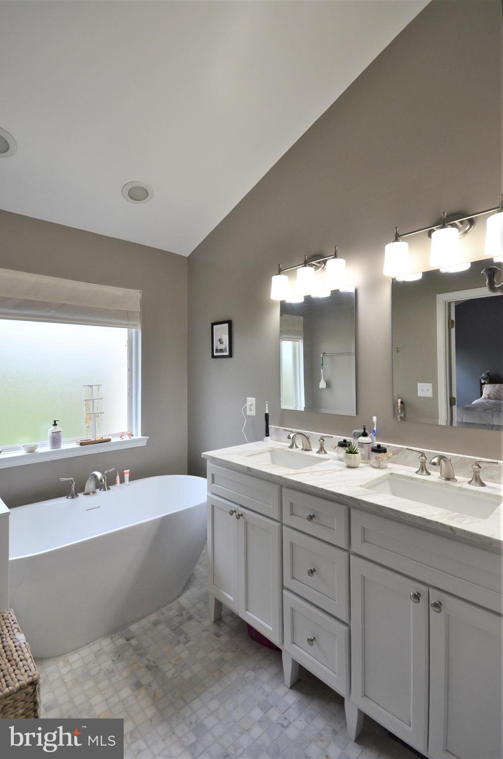 7721 Sullivan Circle Alexandria, VA 22315 - Photo 30 of 44