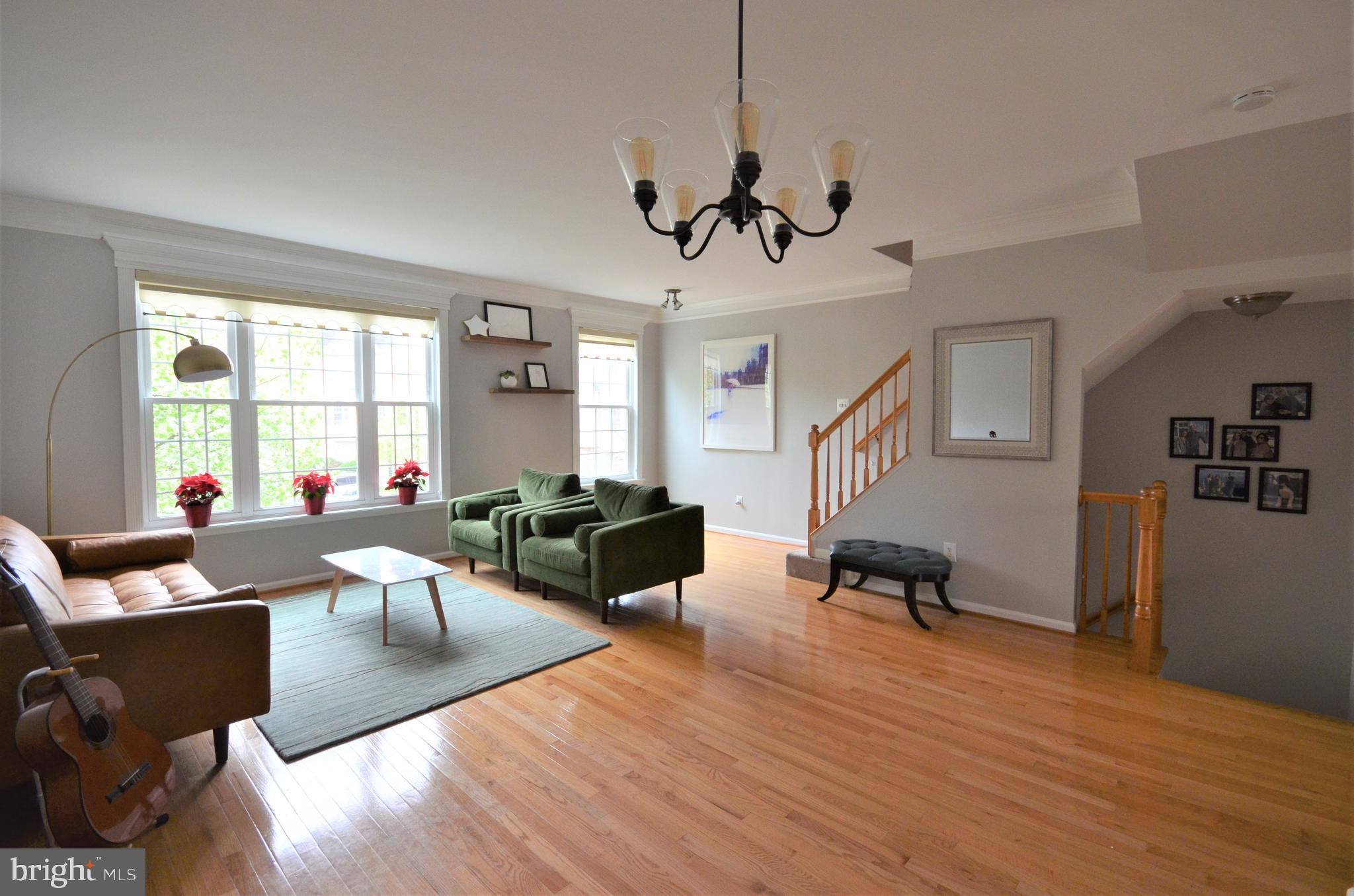 7721 Sullivan Circle Alexandria, VA 22315 - Photo 4 of 44