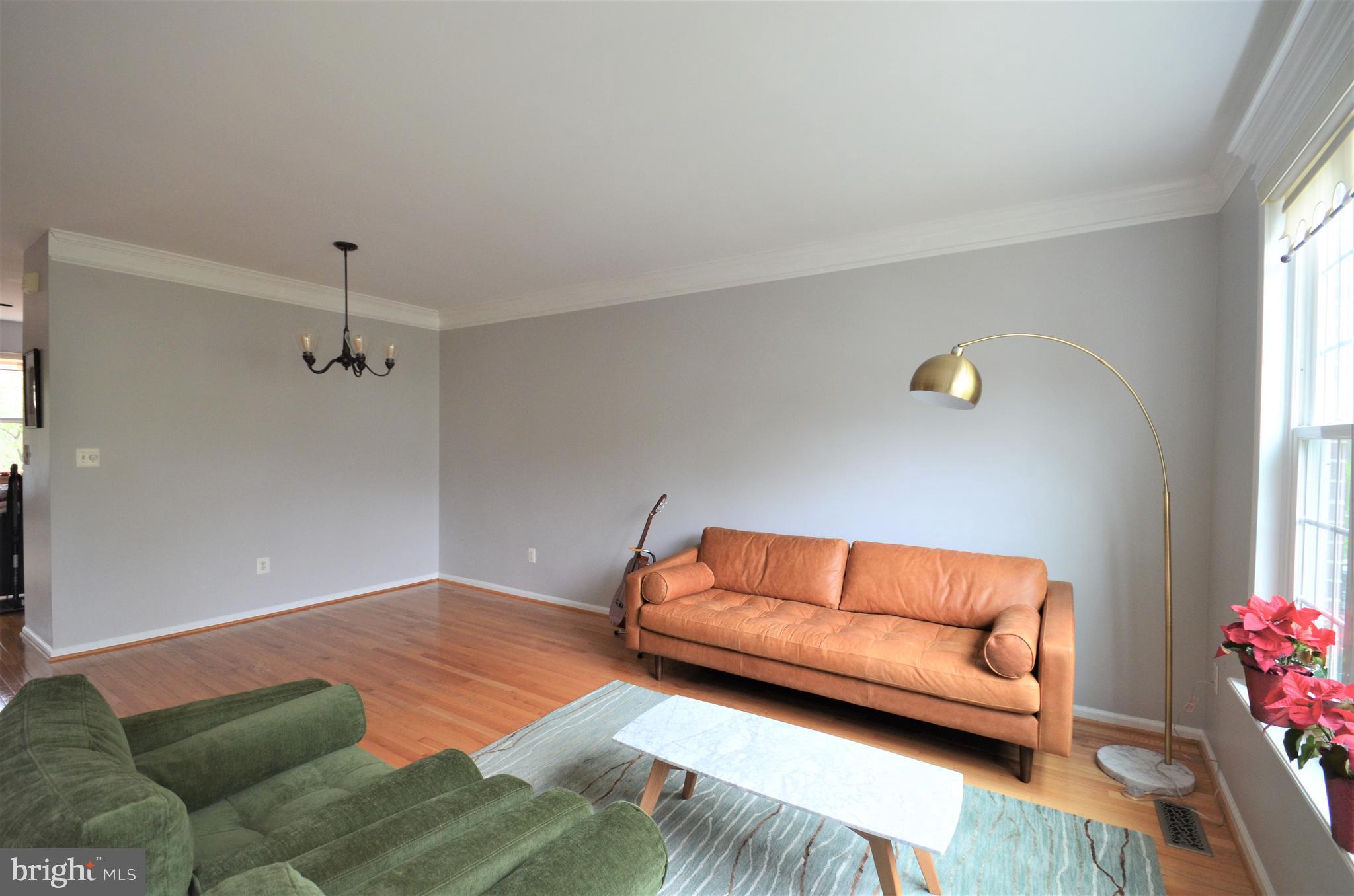 7721 Sullivan Circle Alexandria, VA 22315 - Photo 10 of 44