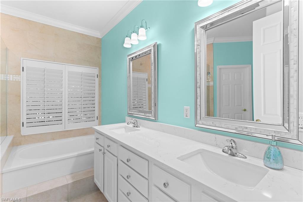 2024 Timarron Way Naples, FL 34109 - Photo 18 of 39