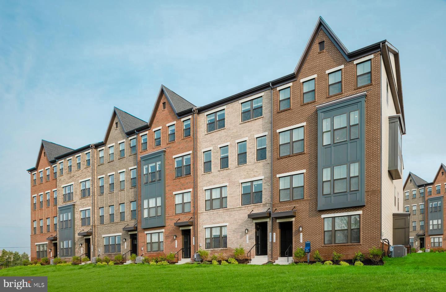 43429 Stonewood Crossing Terrace Ashburn, VA 20148 - Photo 1 of 15 a front view of a building