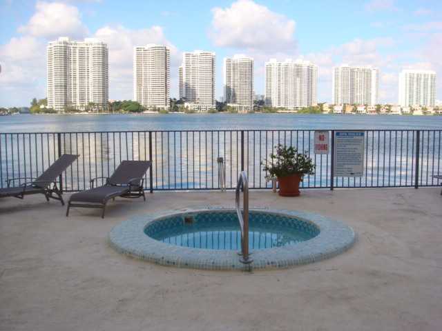 17600 North Bay Road, Unit 606 Sunny Isles Beach, FL 33160 - Photo 7 of 10 Additional Photo