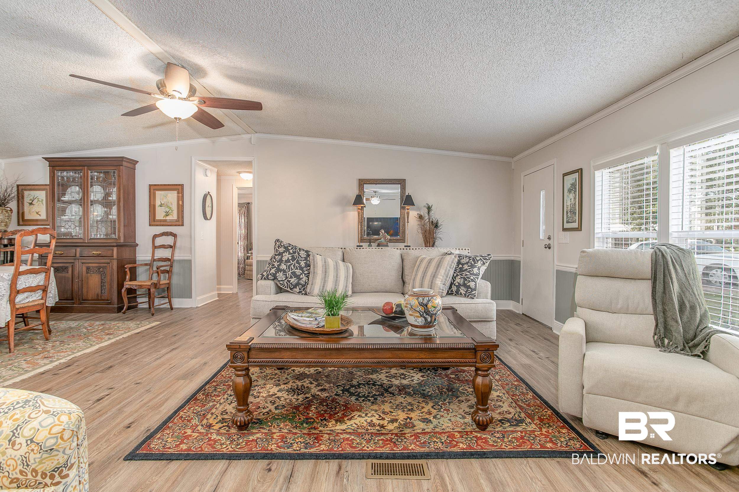 1652 Del Rey Drive Lillian, AL 36549 - Photo 17 of 50 Living Room