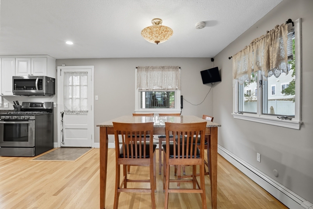 8 Ryan Place Swampscott, MA 01907 - Photo 11 of 39