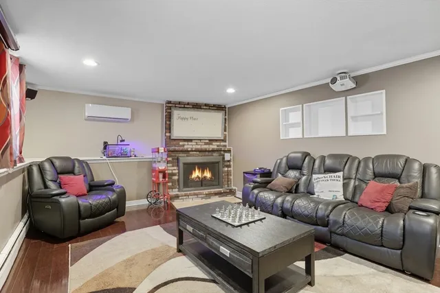 $699,000 | 8 Ryan Place, Swampscott, MA 01907