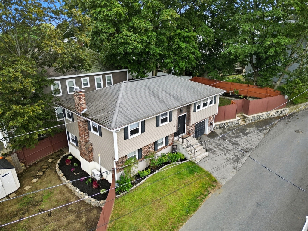 8 Ryan Place Swampscott, MA 01907 - Photo 2 of 39