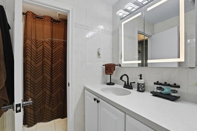 $699,000 | 8 Ryan Place, Swampscott, MA 01907