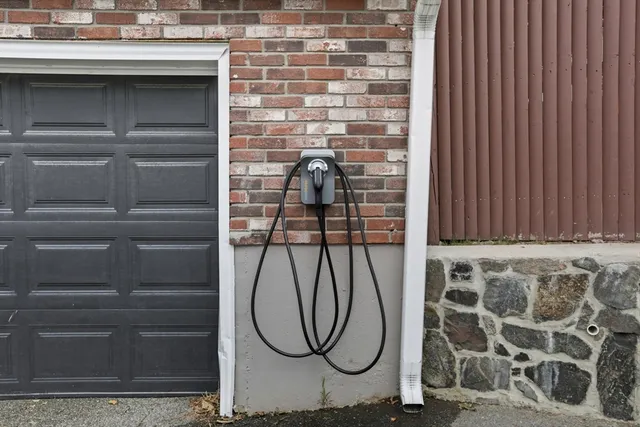 $699,000 | 8 Ryan Place, Swampscott, MA 01907