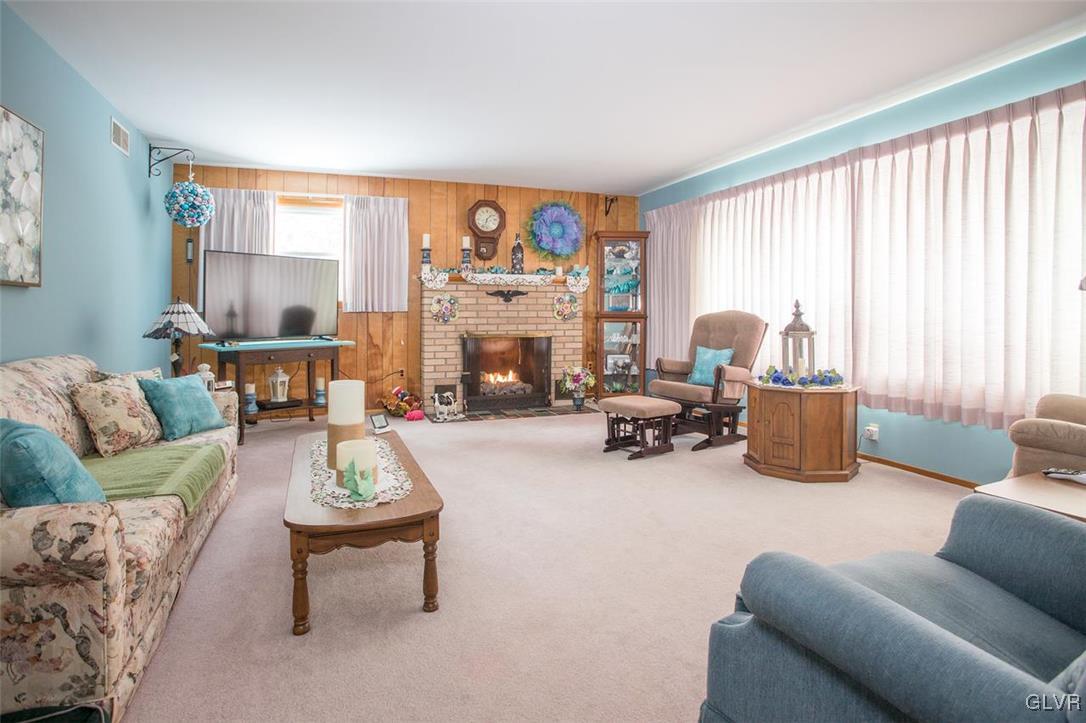 473 Bushkill Center Road Nazareth, PA 18064 - Photo 3 of 26
