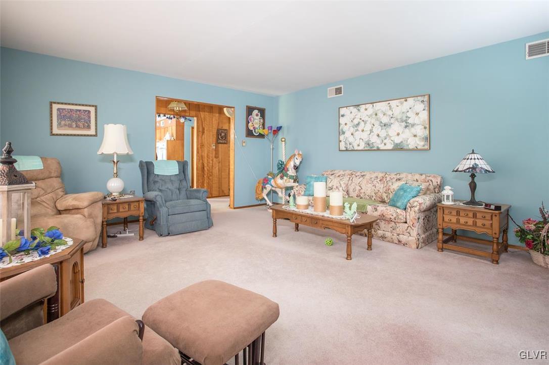 473 Bushkill Center Road Nazareth, PA 18064 - Photo 4 of 26
