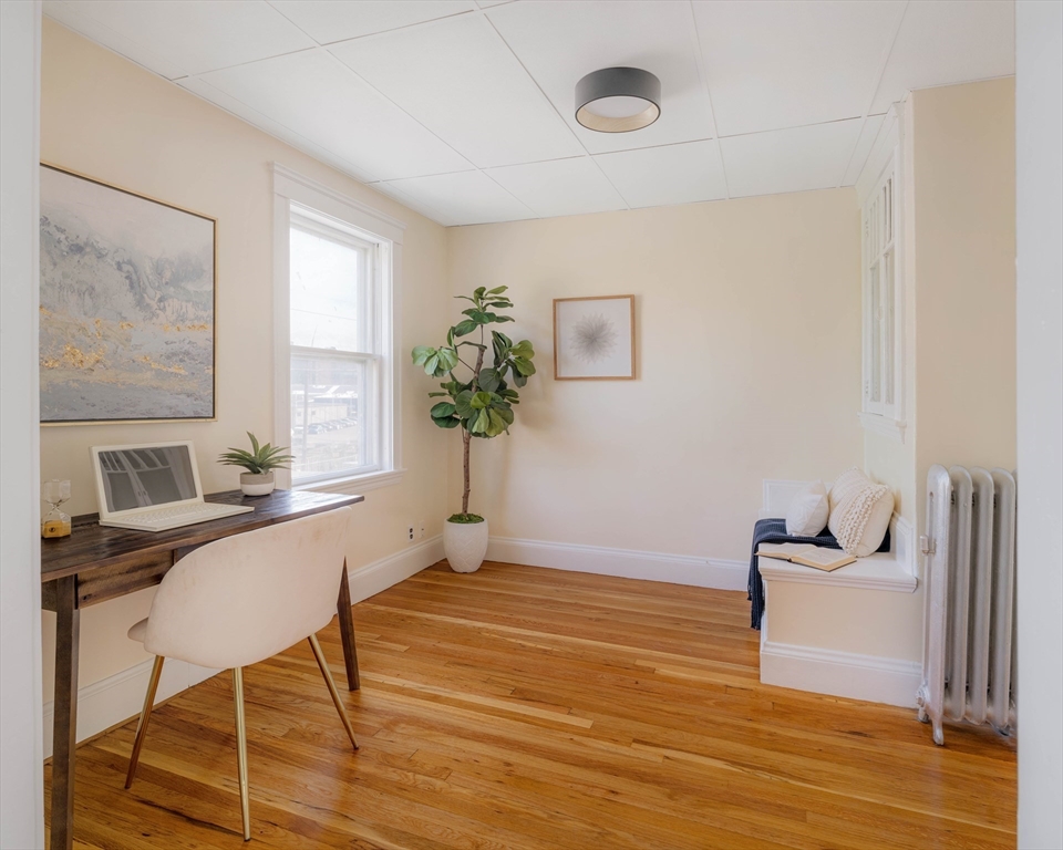 35 Sylvia Road Medford, MA 02155 - Photo 4 of 27 Gallery Image 4