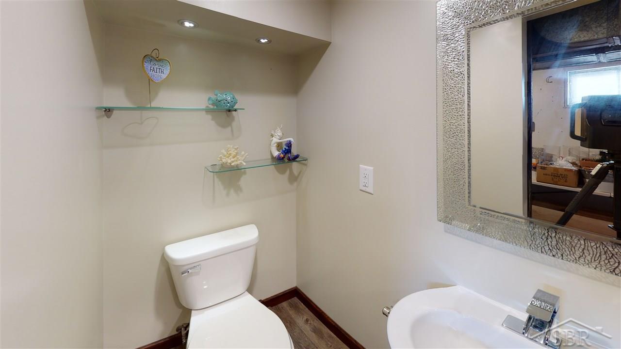 1419 West Rundle Avenue Lansing, MI 48910 - Photo 13 of 16 50029467-13.JPG
