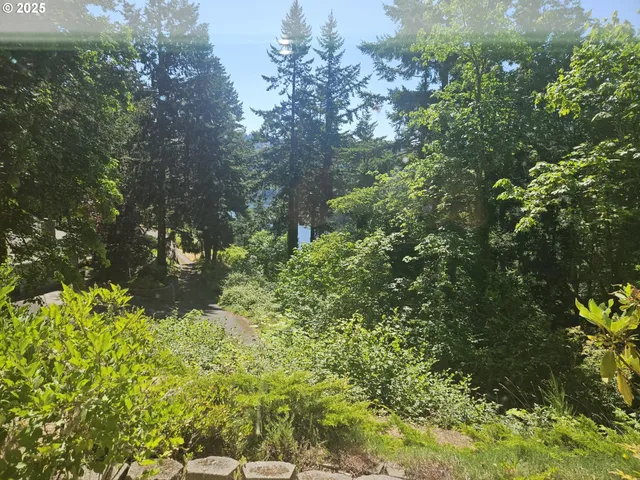 $799,000 | 15195 Silver Lake Drive Northeast, Silverton, OR 97381