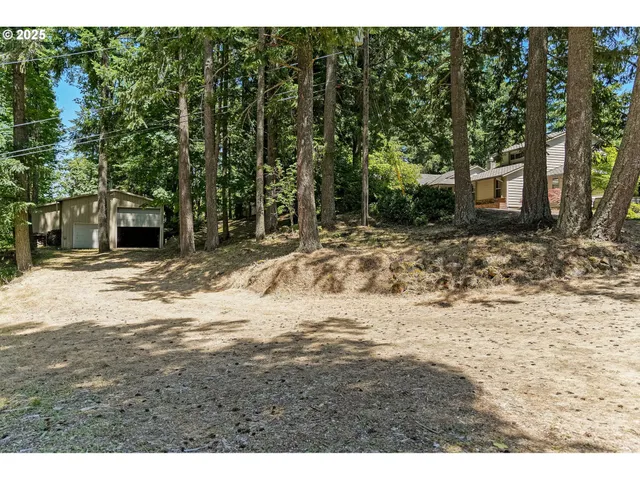 $799,000 | 15195 Silver Lake Drive Northeast, Silverton, OR 97381