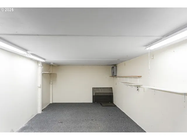 $799,000 | 15195 Silver Lake Drive Northeast, Silverton, OR 97381