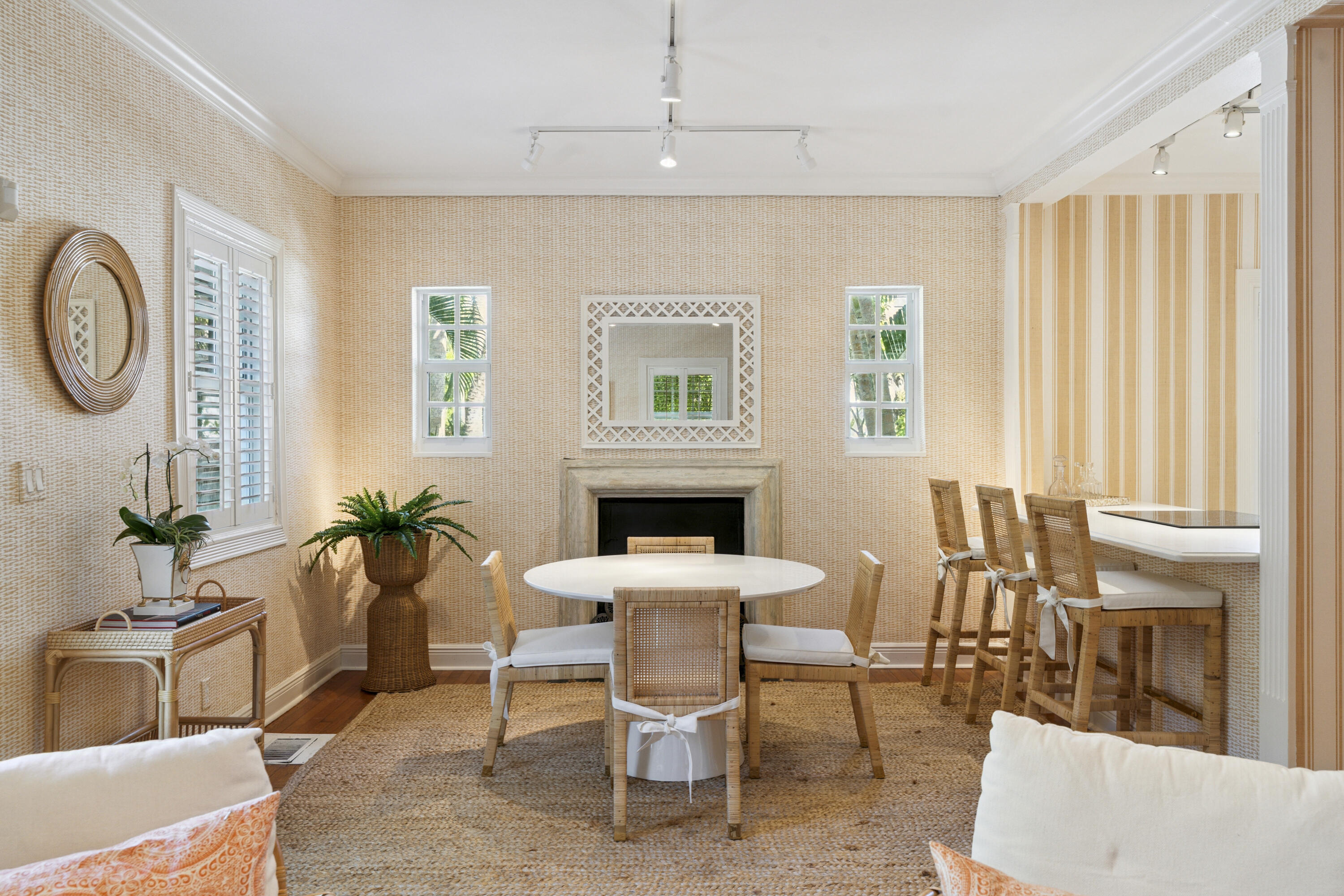 151 S County Rd Palm Beach FL 08