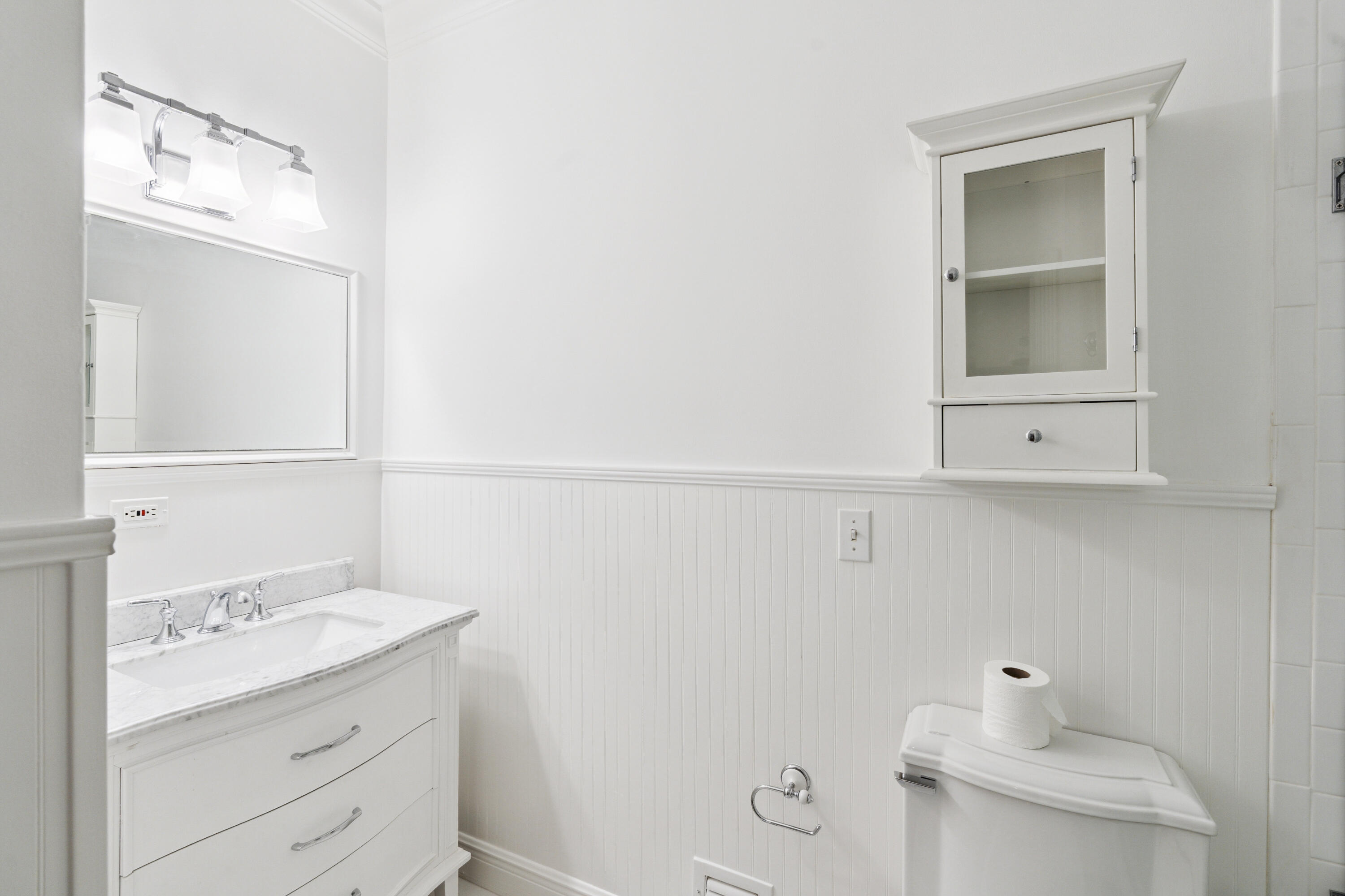 151 South County Road, Unit 1 Palm Beach, FL 33480 - Photo 18 of 23 151 S County Rd Palm Beach FL 19