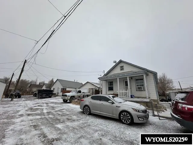 $350,000 | 935-8 8th Street, Rock Springs, WY 82901