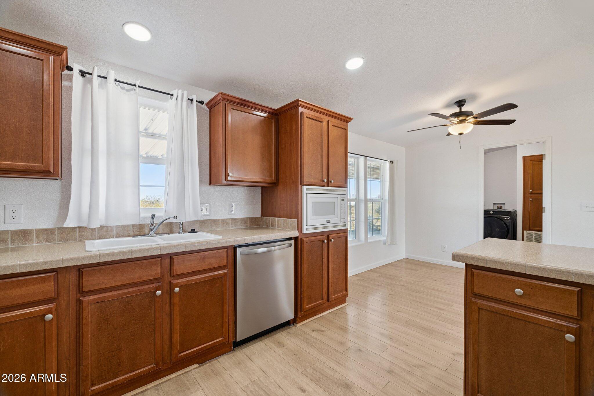 53040 West Whirly Bird Road Maricopa, AZ 85139 - Photo 15 of 55 12-web-or-mls-53040-w-whirly-bird-rd