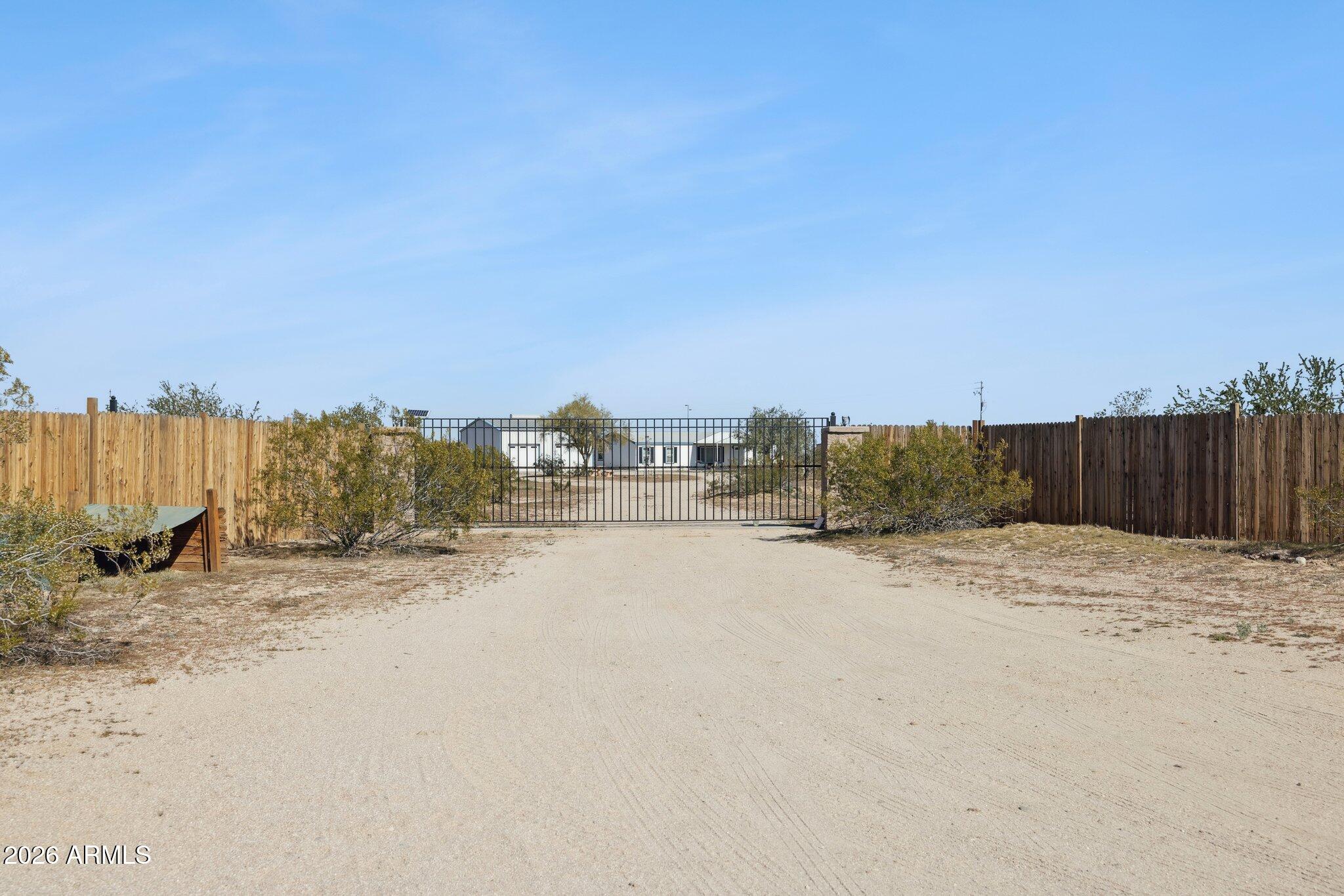 53040 West Whirly Bird Road Maricopa, AZ 85139 - Photo 7 of 55 2-web-or-mls-53040-w-whirly-bird-rd