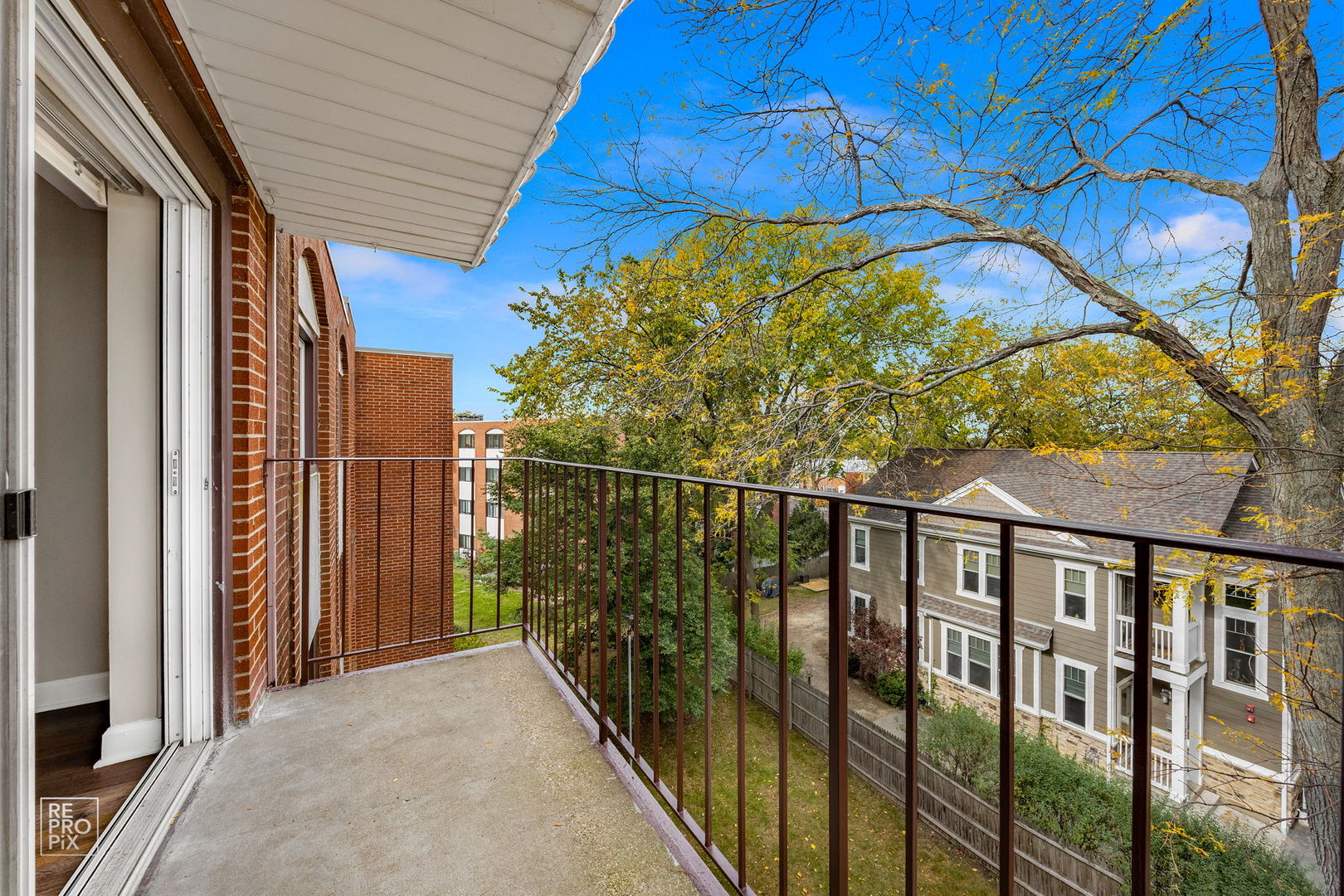 2066 St Johns Avenue, Unit 404 Highland Park, IL 60035 - Photo 12 of 16