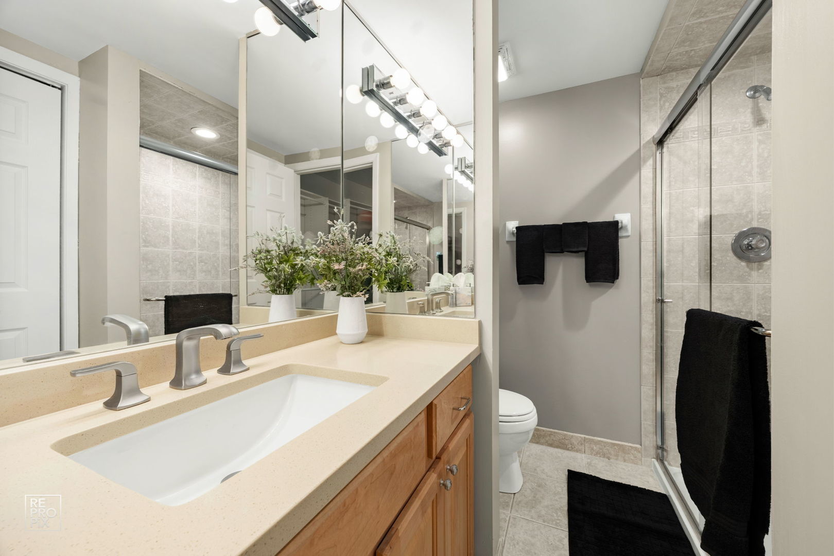 2066 St Johns Avenue, Unit 404 Highland Park, IL 60035 - Photo 8 of 16