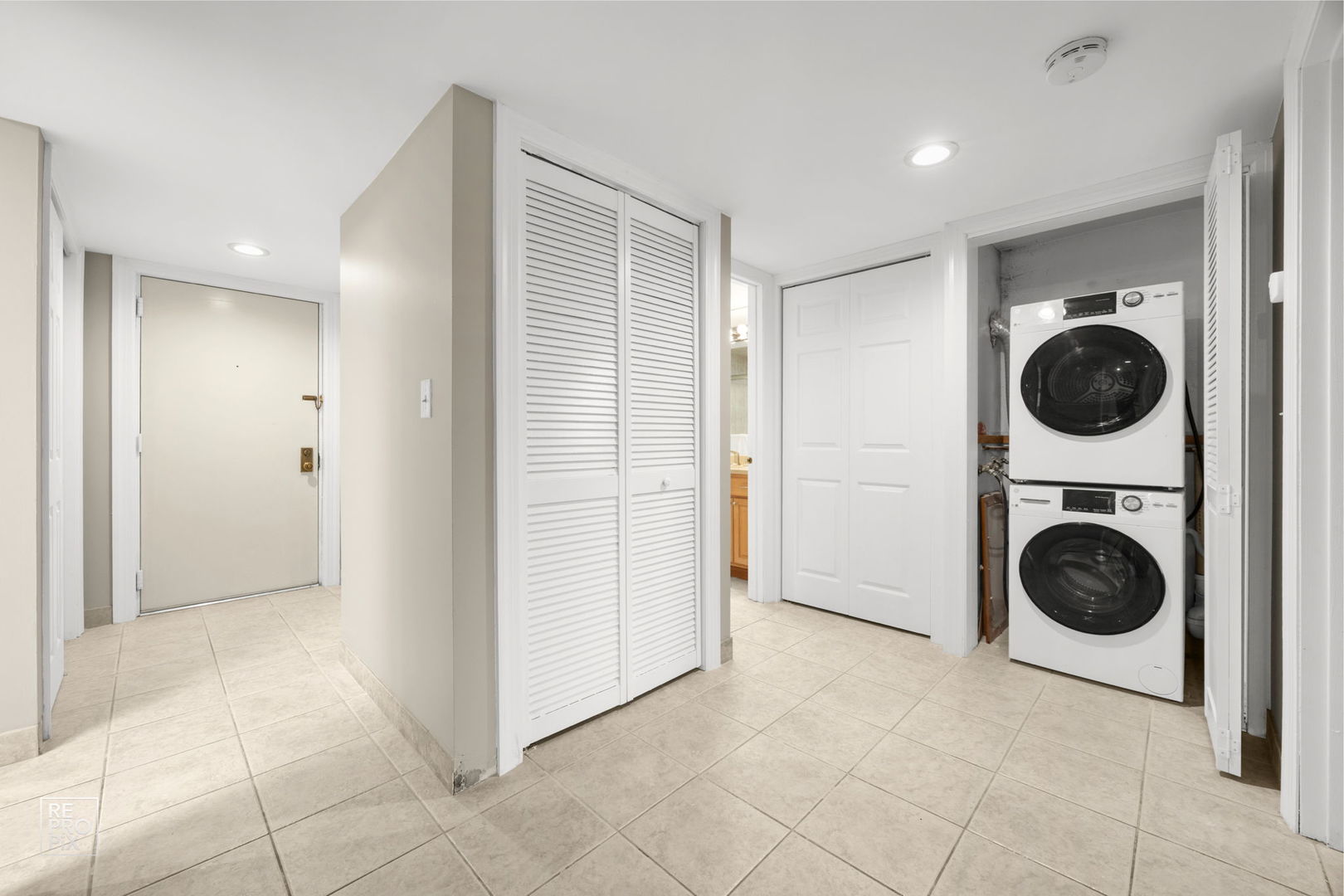 2066 St Johns Avenue, Unit 404 Highland Park, IL 60035 - Photo 10 of 16