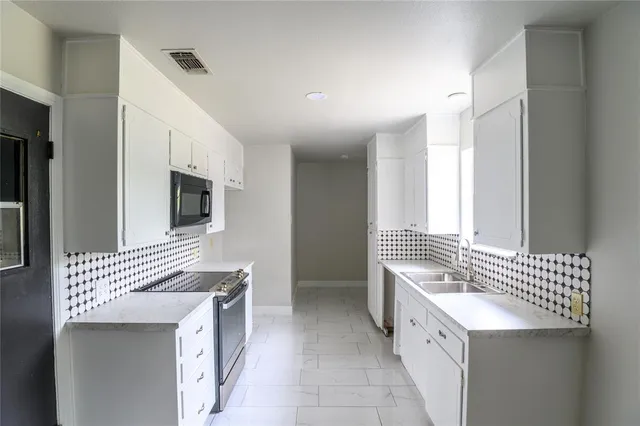 $2,000 | 8144 Tumbleweed Trail, White Settlement, TX 76108