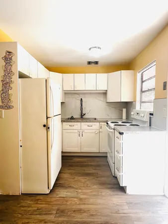 $2,000 | 14791 Whatley Road, Delray Beach, FL 33445