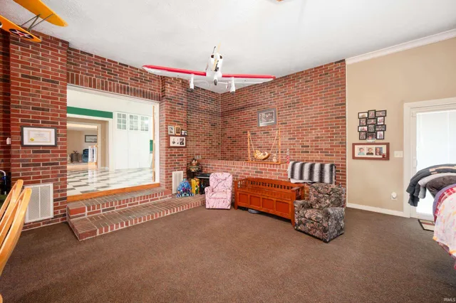 $480,000 | 4399 Highway 26, Hartford City, IN 47348