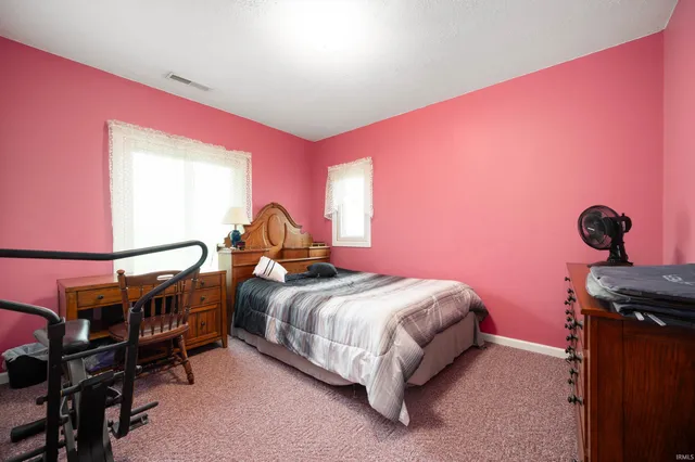 $480,000 | 4399 Highway 26, Hartford City, IN 47348