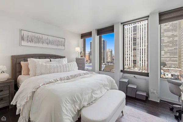 $260,000 | 100 East Walton Street, Unit 11B, Chicago, IL 60611