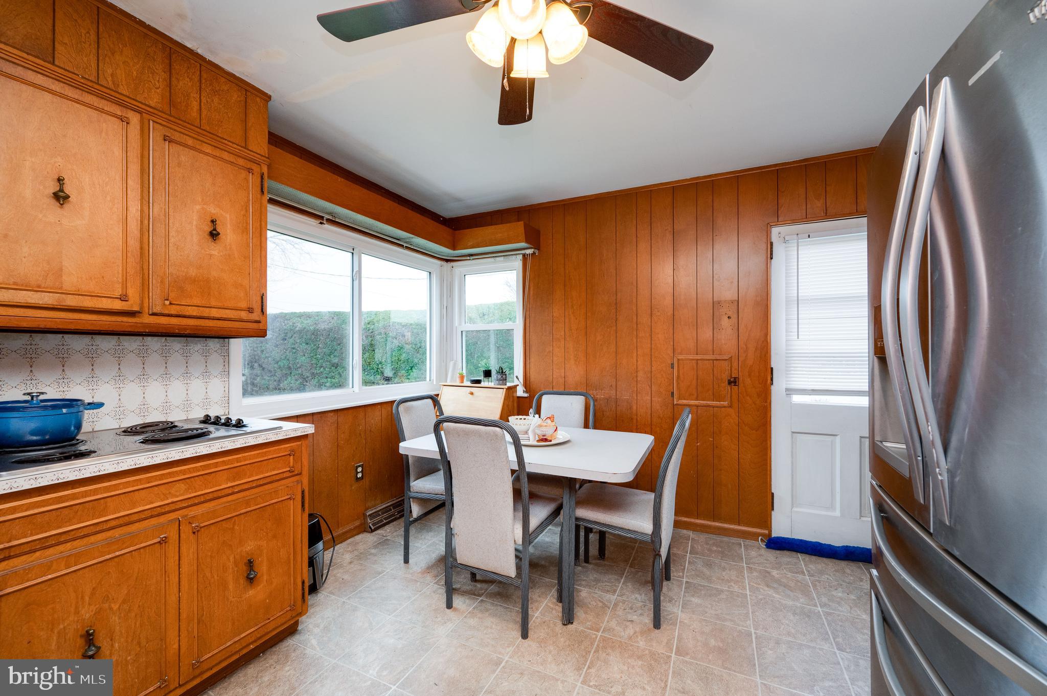 511 Grill Avenue Reading, PA 19607 - Photo 14 of 32