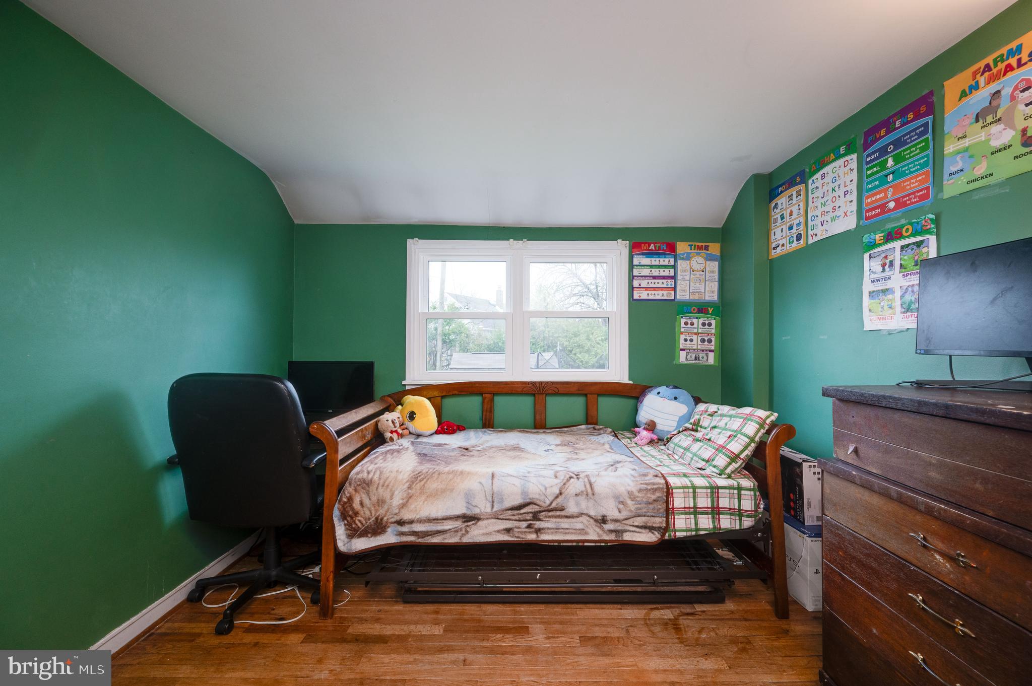 511 Grill Avenue Reading, PA 19607 - Photo 18 of 32