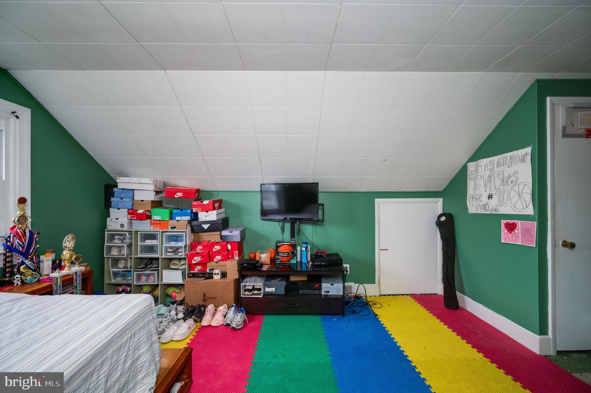 511 Grill Avenue Reading, PA 19607 - Photo 22 of 32