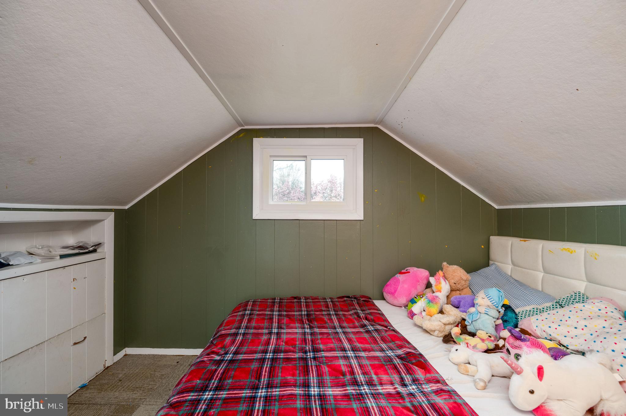 511 Grill Avenue Reading, PA 19607 - Photo 25 of 32