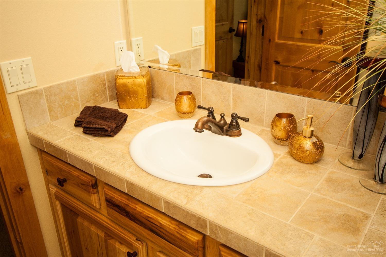 945 Southwest Vantage Point Way Bend, OR 97702 - Photo 21 of 25 Additional Photo