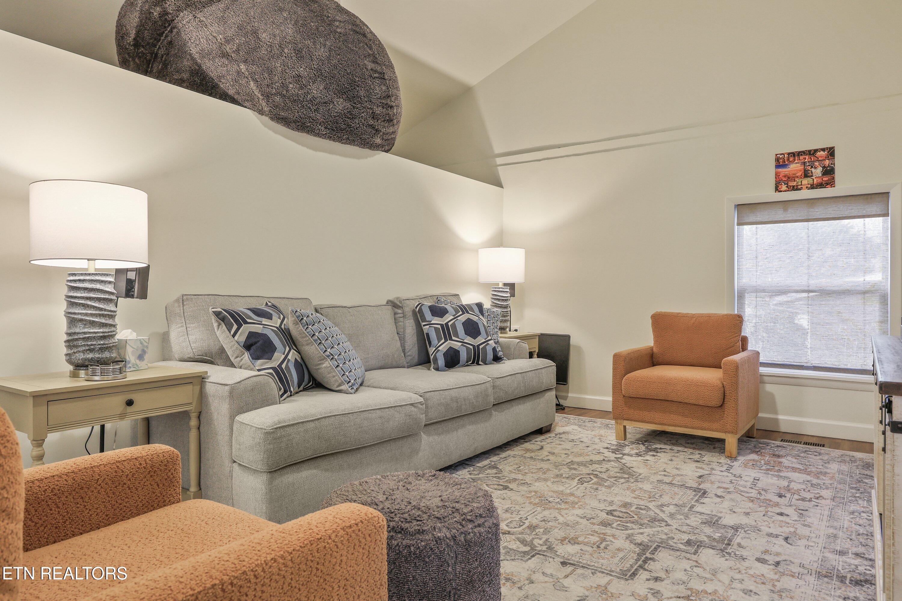 4912 Spring Creek Road Knoxville, TN 37920 - Photo 11 of 40 4912 Spring Creek07