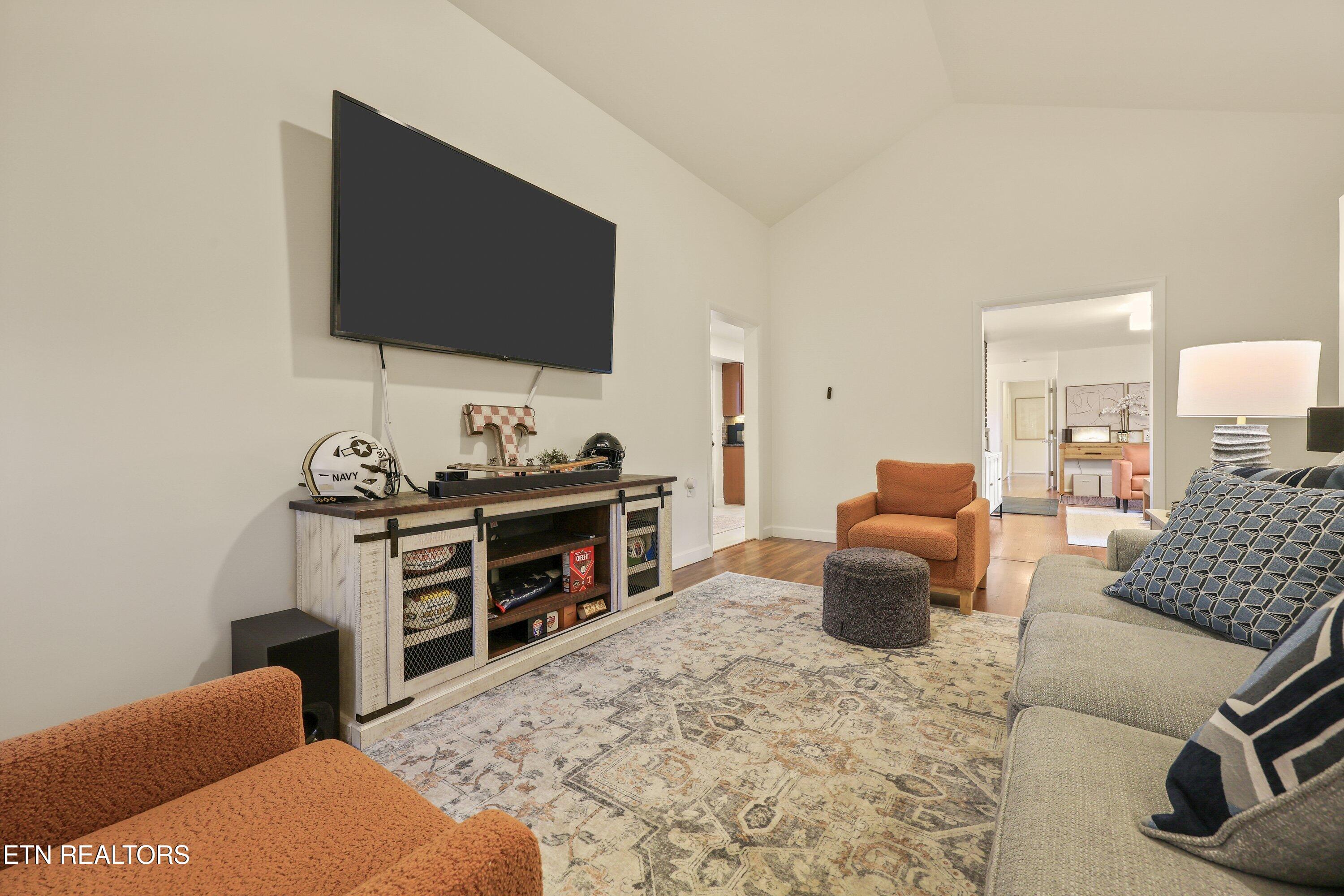 4912 Spring Creek Road Knoxville, TN 37920 - Photo 12 of 40 4912 Spring Creek08