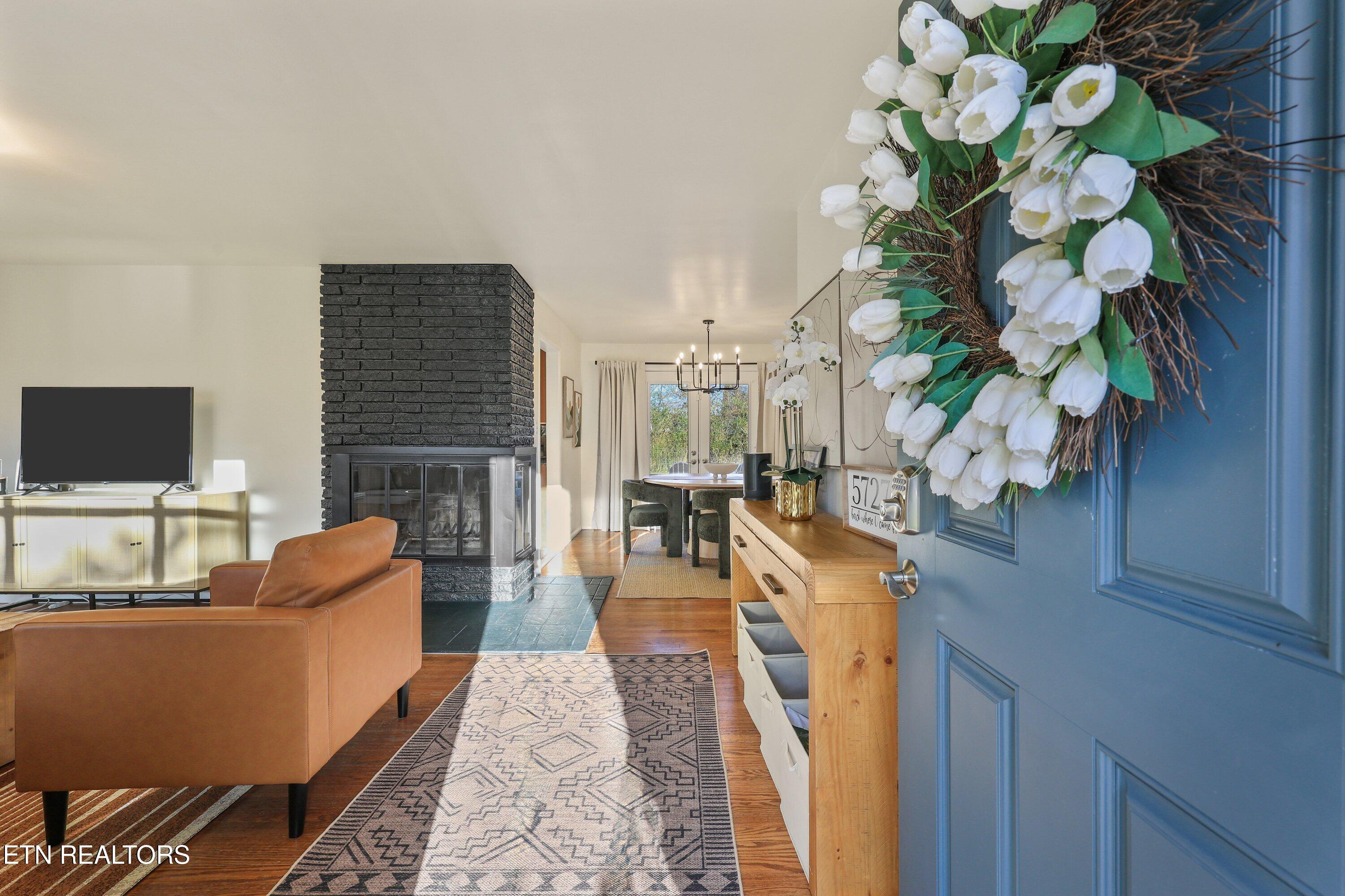 4912 Spring Creek Road Knoxville, TN 37920 - Photo 5 of 40 4912 Spring Creek01