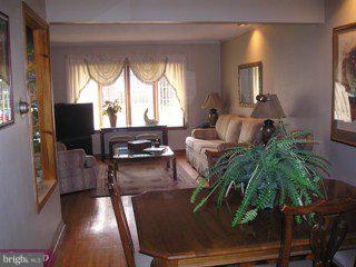32 Dan Road Hamilton, NJ 08620 - Photo 4 of 5