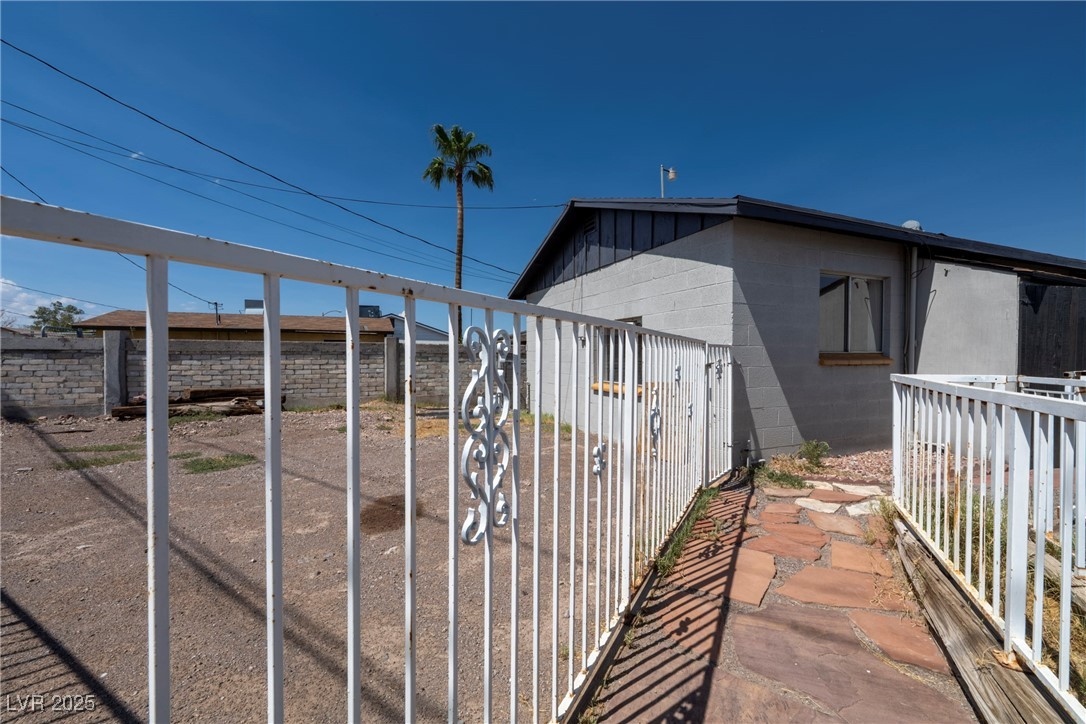238 Kansas Avenue Henderson, NV 89015 - Photo 46 of 61