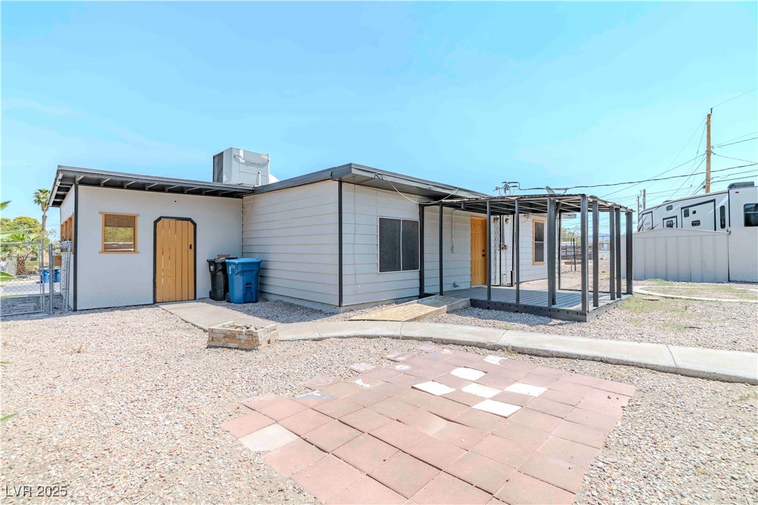 238 Kansas Avenue Henderson, NV 89015 - Photo 59 of 61 Back of house featuring a gate