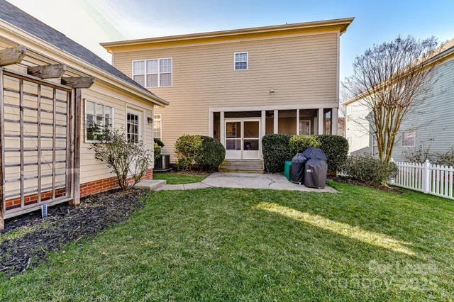 $3,500 | 16727 Spruell Street, Huntersville, NC 28078