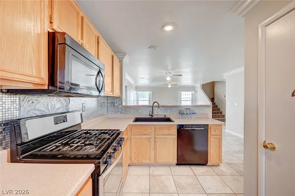$1,975 | 1144 Black Cherry Street, Las Vegas, NV 89142