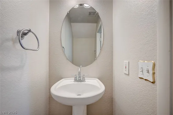$1,975 | 1144 Black Cherry Street, Las Vegas, NV 89142
